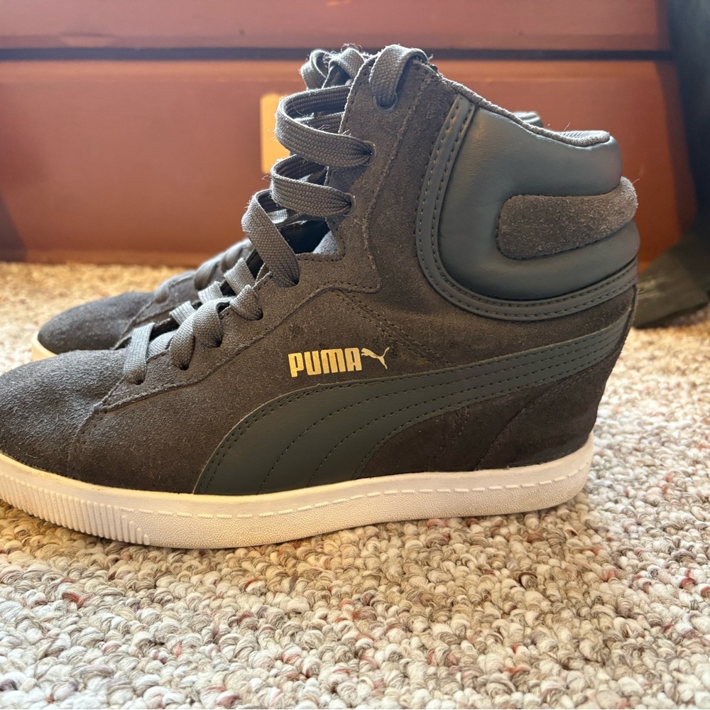 Puma Army Green High-Top Sneakers